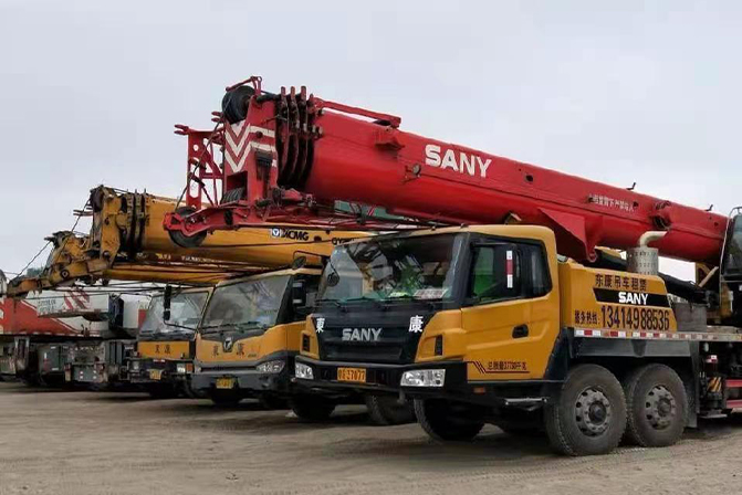 湛江東康起重工程有限公司,吊車(chē)出租,大件吊裝,起重機(jī)租賃公司,附近汽車(chē)吊裝租賃